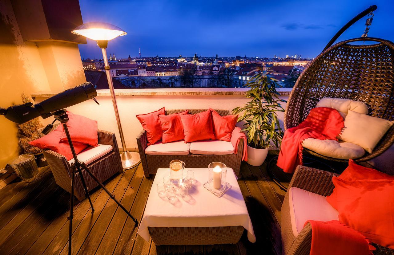 President Apt By Prague Castle, Views Exteriör bild