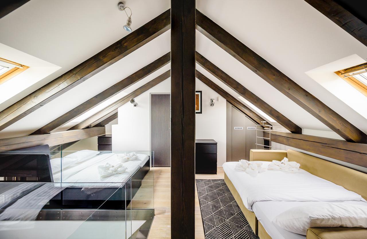 President Apt By Prague Castle, Views Exteriör bild
