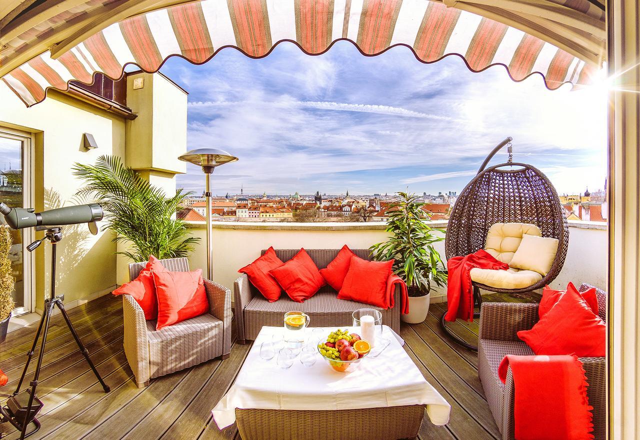 President Apt By Prague Castle, Views Exteriör bild